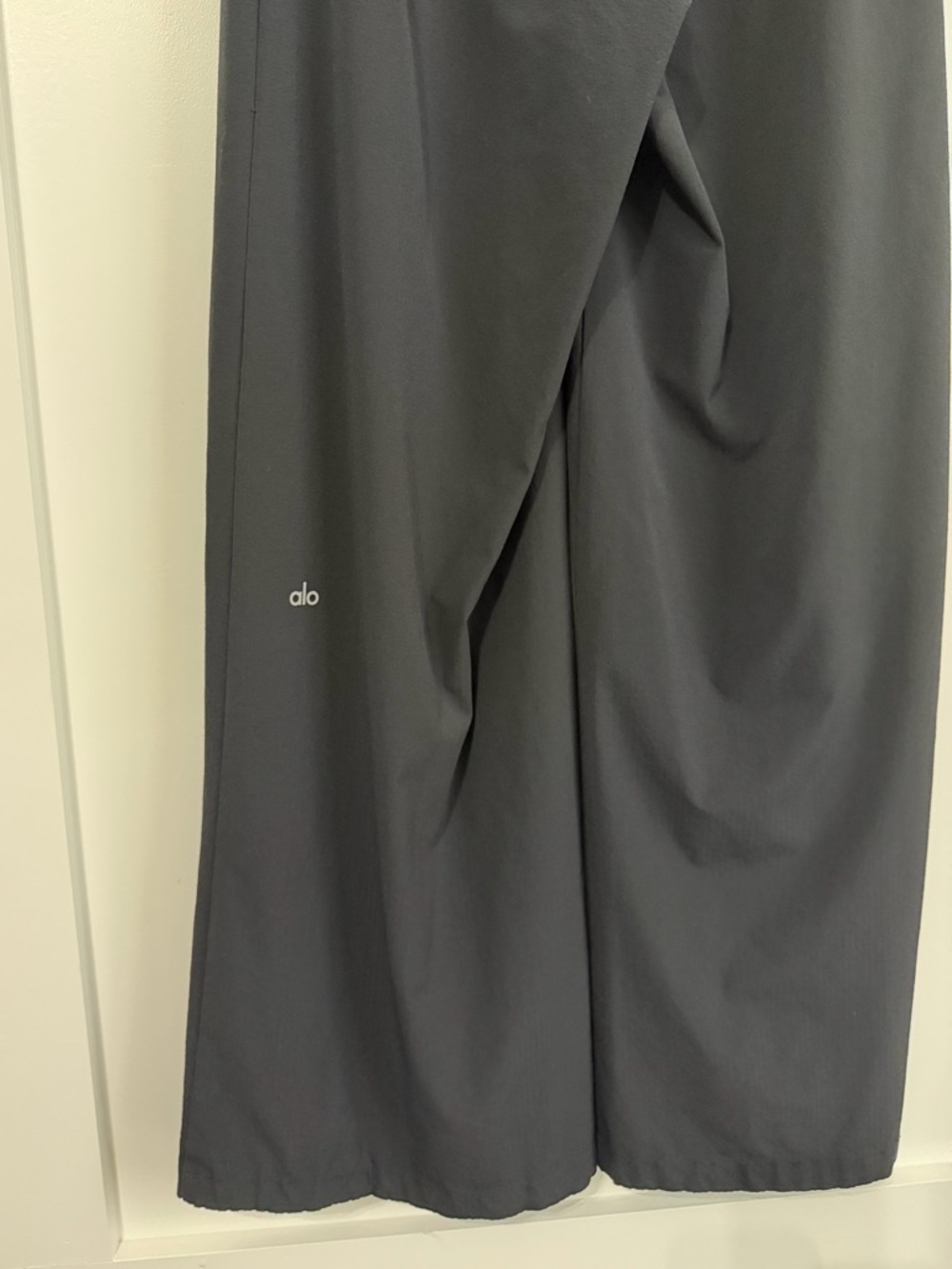 ALO 
High-Waist Dreamscape Trouser - Picture 6 of 6